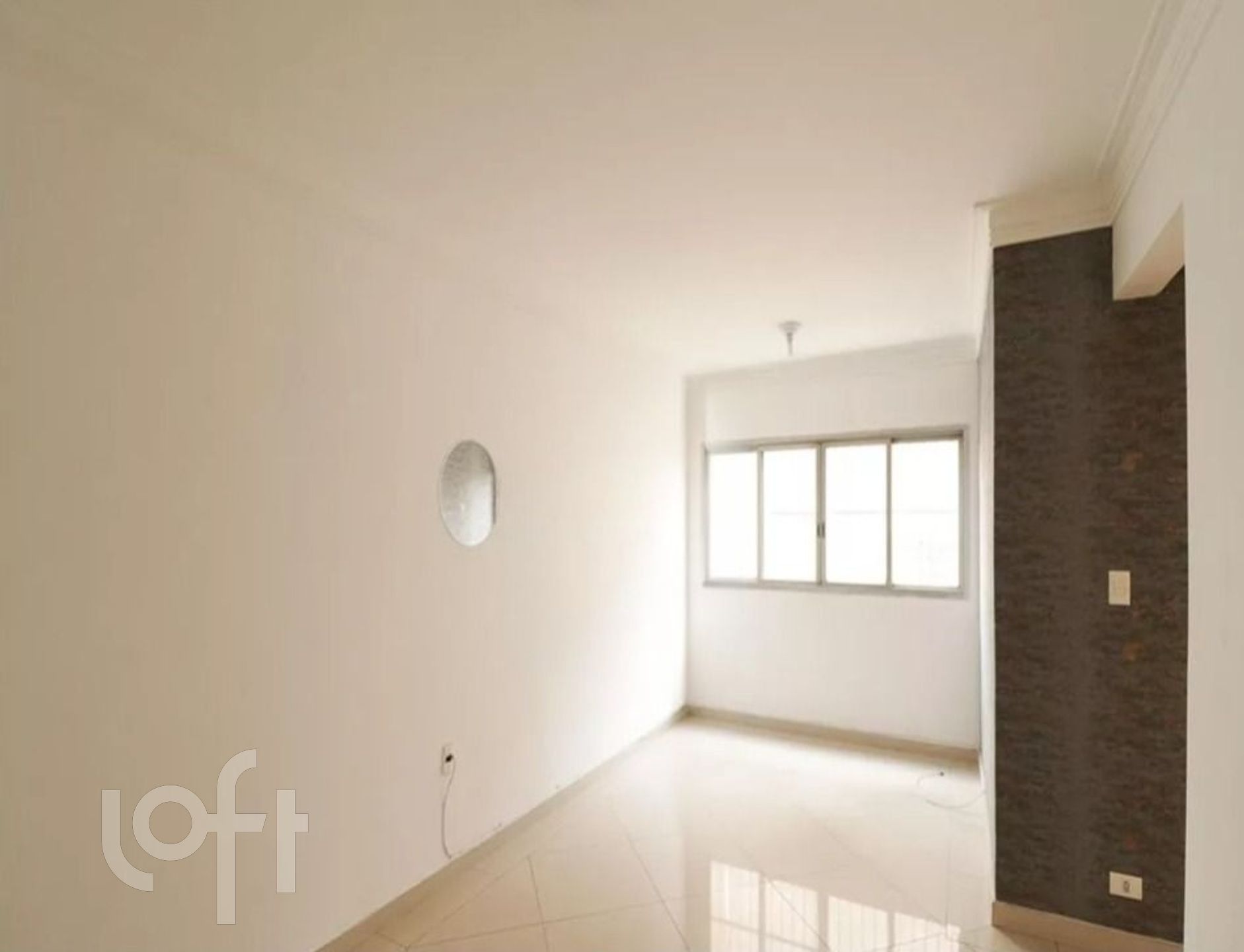 Apartamento à venda com 2 quartos, 85m² - Foto 2