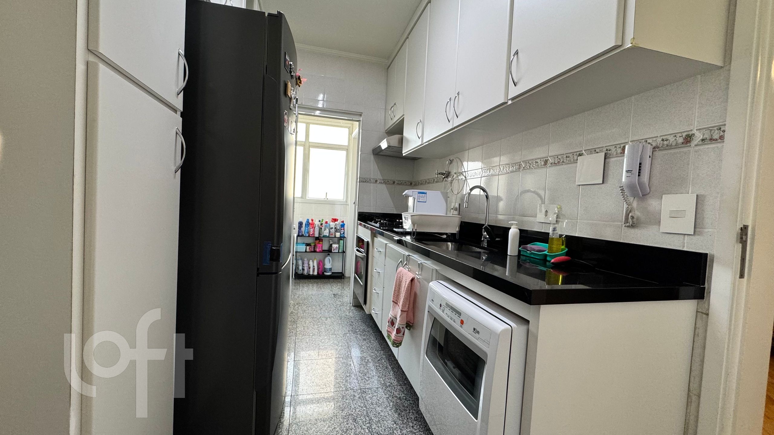 Apartamento à venda com 2 quartos, 67m² - Foto 9