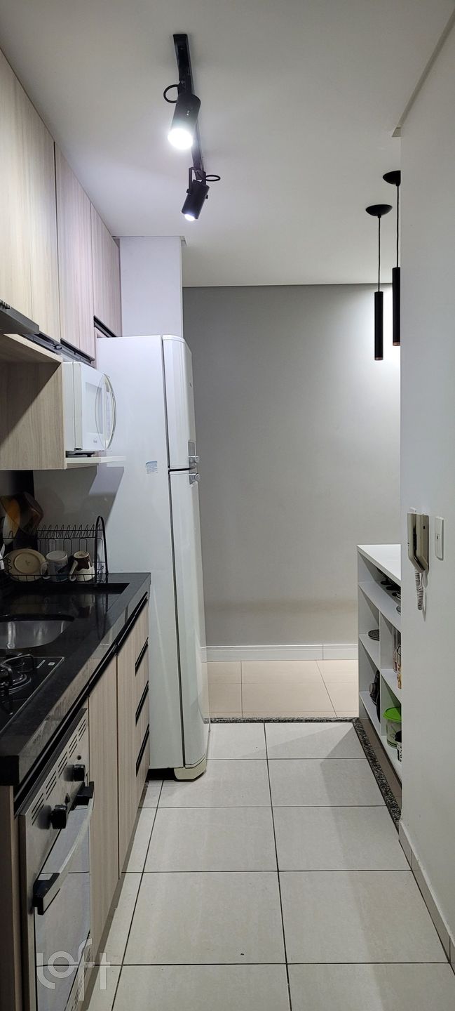 Apartamento à venda com 2 quartos, 47m² - Foto 4