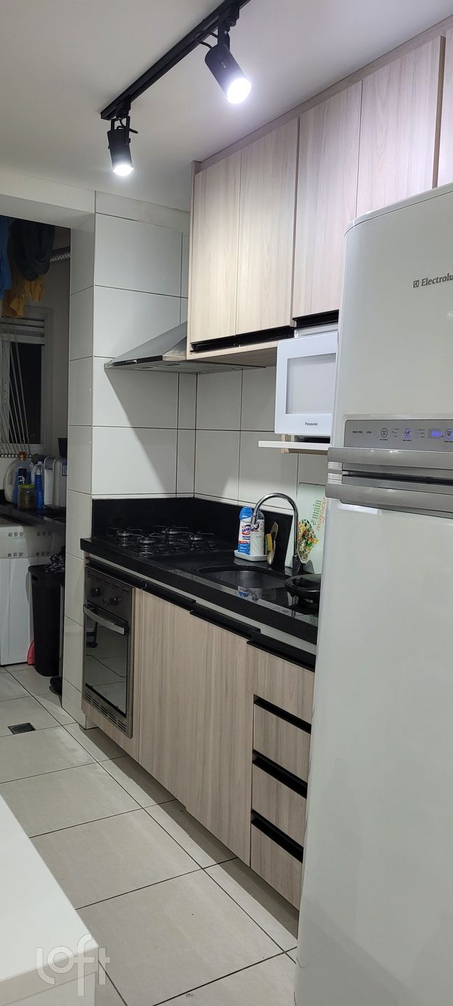 Apartamento à venda com 2 quartos, 47m² - Foto 3