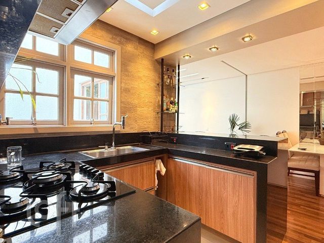 Apartamento com 91m², 2 dormitórios, 2 suítes, 1 vaga, Auxiliadora em Porto Alegre