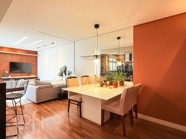Apartamento com 91m², 2 dormitórios, 2 suítes, 1 vaga, Auxiliadora em Porto Alegre