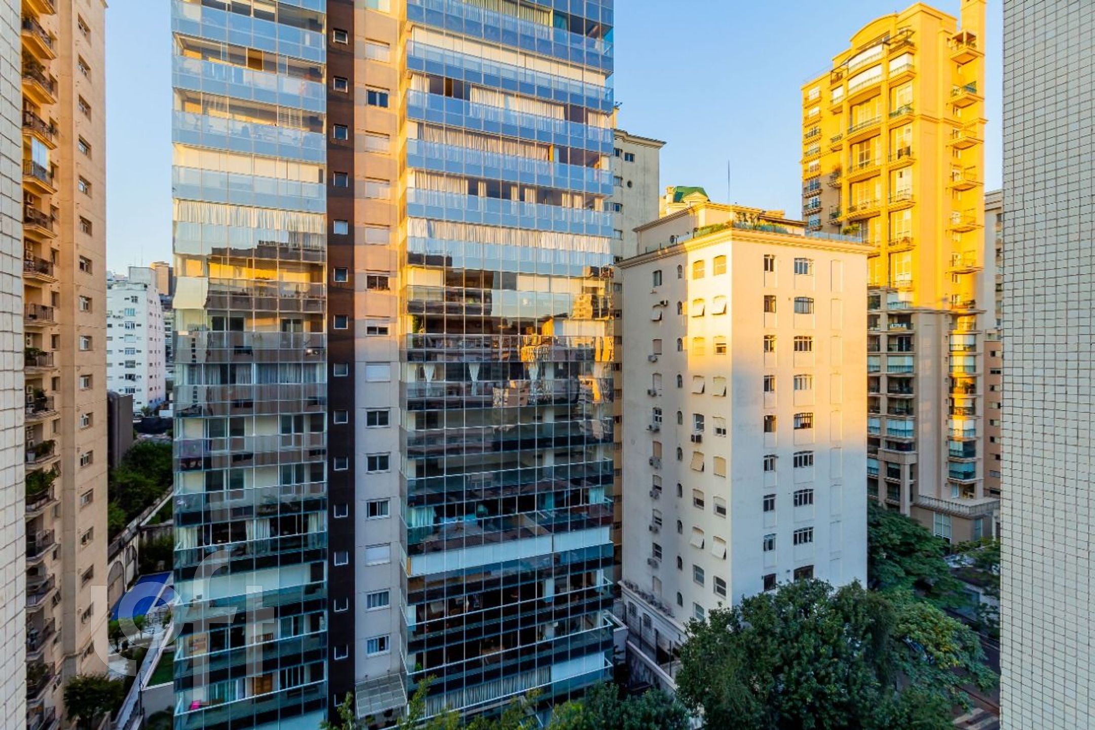 Apartamento à venda com 4 quartos, 223m² - Foto 24