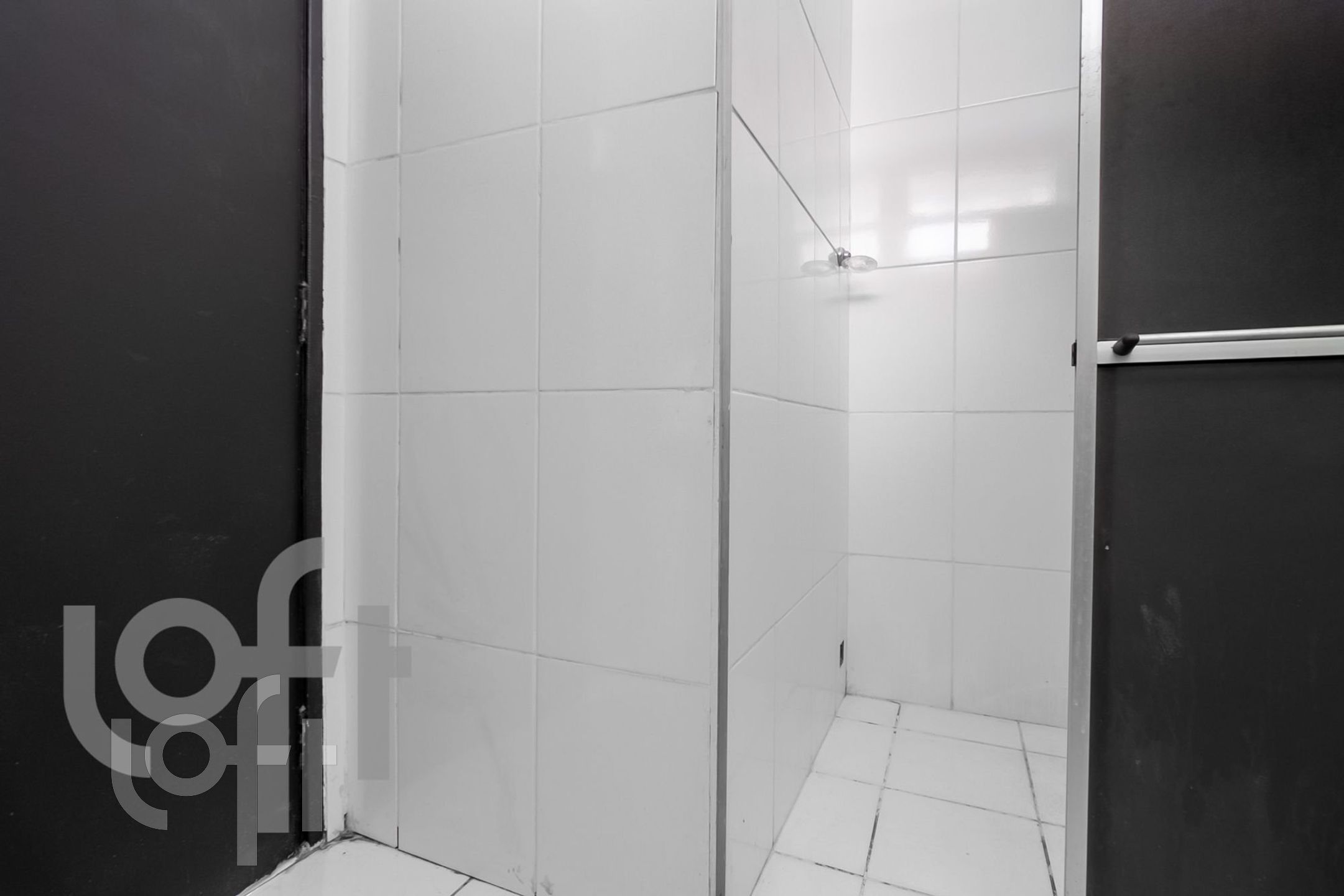 Apartamento à venda com 1 quarto, 40m² - Foto 18