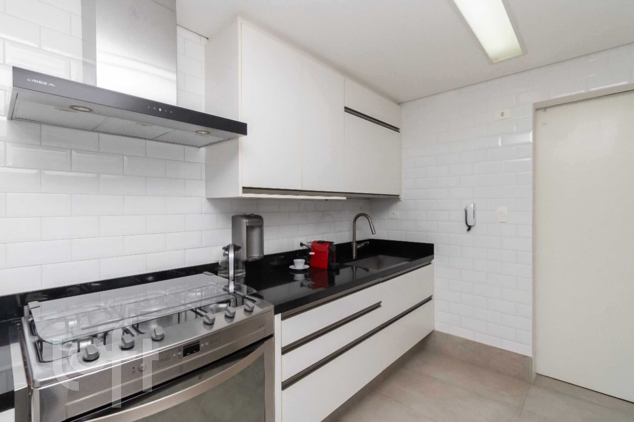 Apartamento à venda com 3 quartos, 145m² - Foto 6