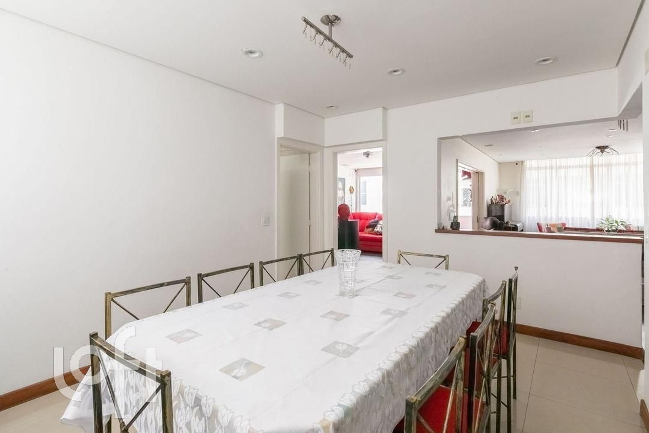 Apartamento à venda com 3 quartos, 233m² - Foto 7