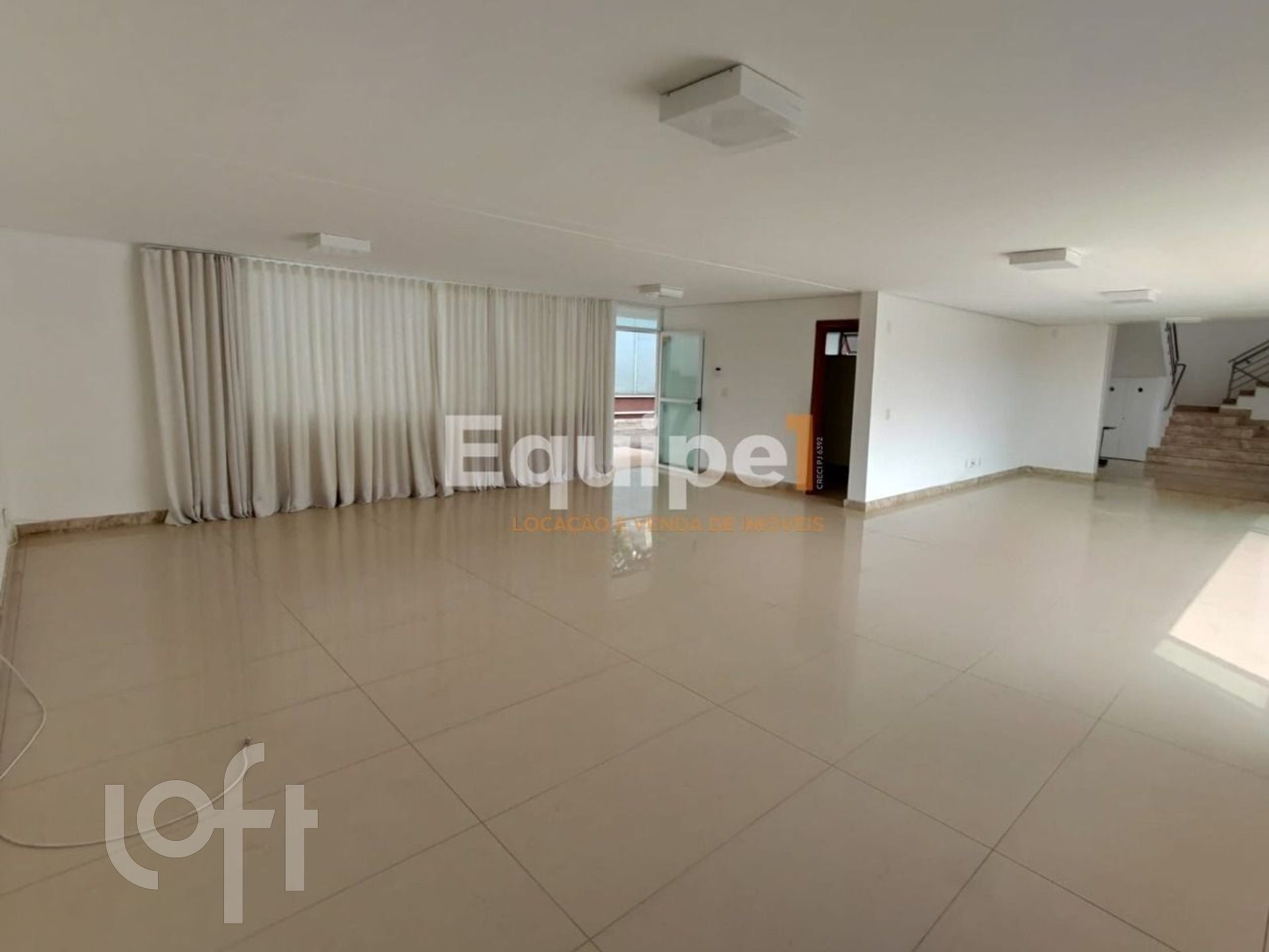 Casa à venda com 6 quartos, 620m² - Foto 5