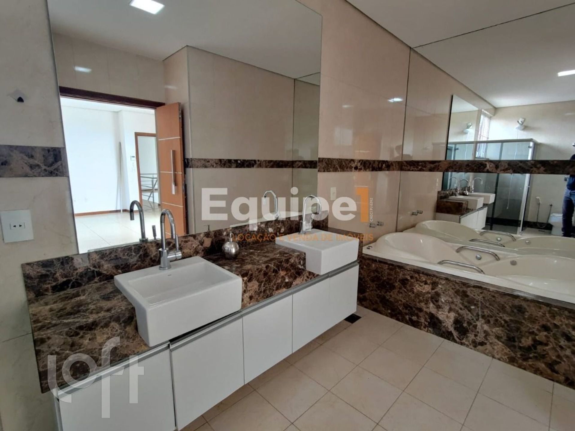 Casa à venda com 6 quartos, 620m² - Foto 18