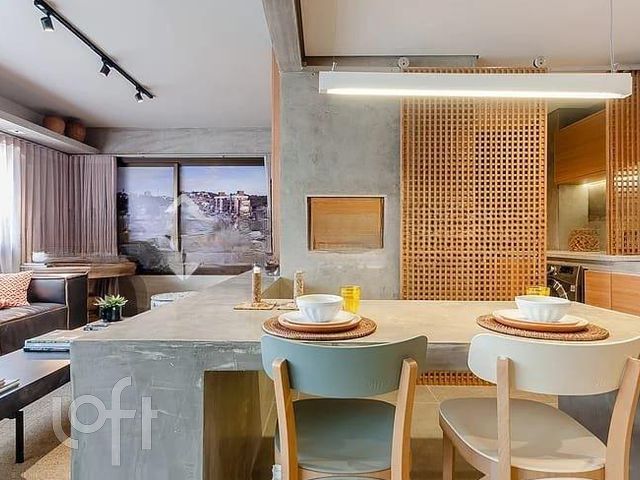 Apartamento com 82m², 2 dormitórios, 1 suíte, 2 vagas, Menino Deus em Porto Alegre