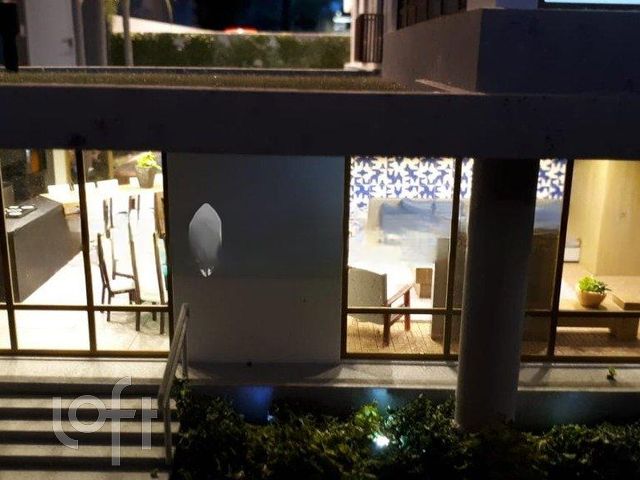 Apartamento com 82m², 2 dormitórios, 1 suíte, 2 vagas, Menino Deus em Porto Alegre