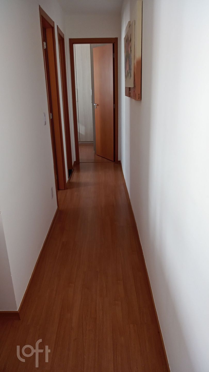 Apartamento à venda com 2 quartos, 43m² - Foto 4