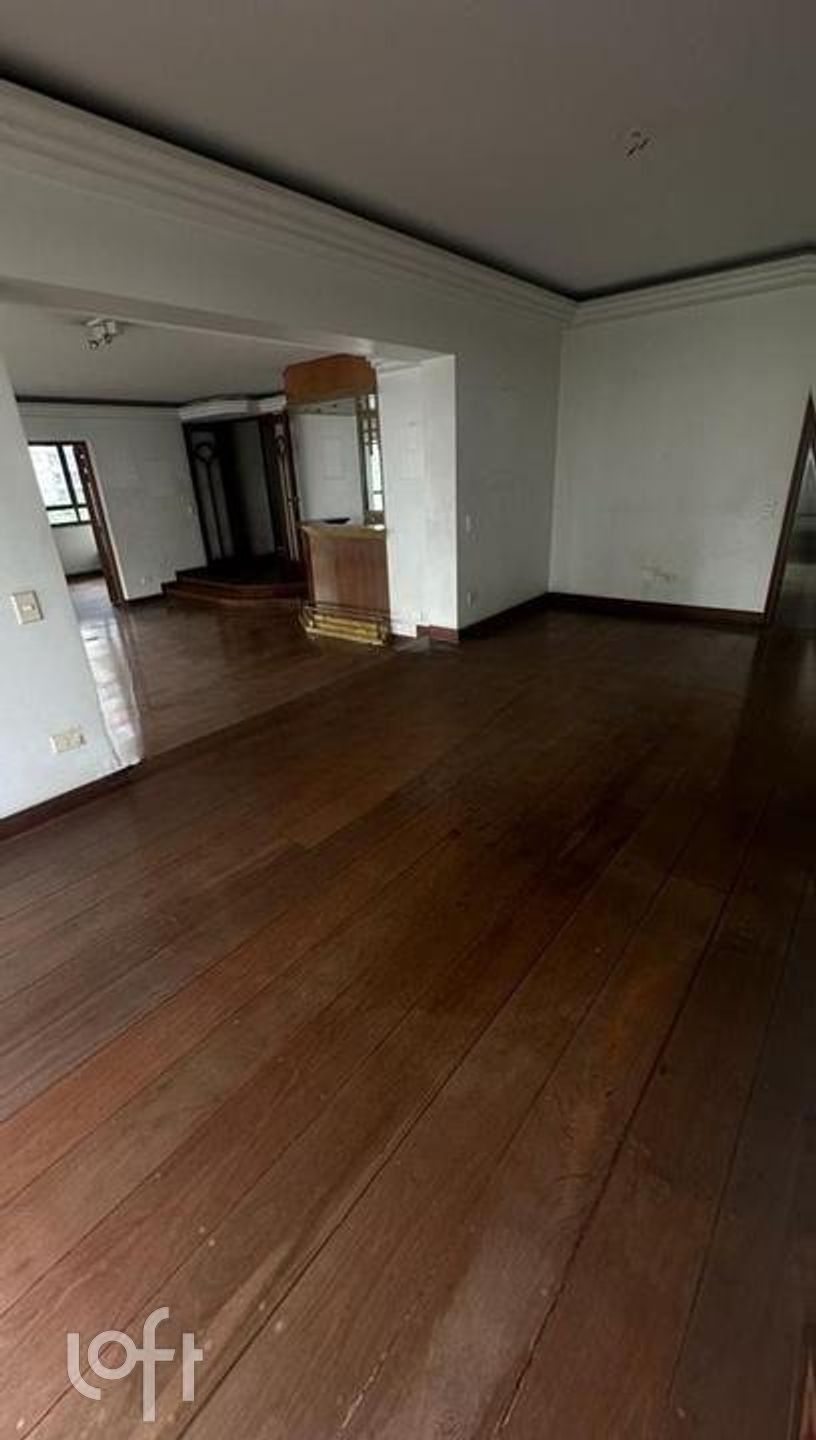 Apartamento à venda com 4 quartos, 253m² - Foto 17