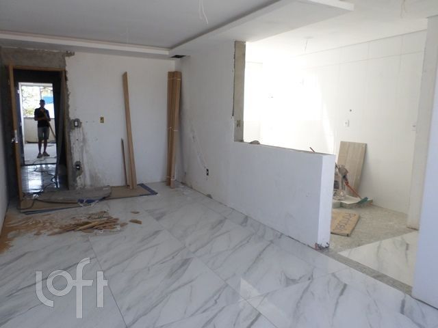 Apartamento à venda com 3 quartos, 140m² - Foto 1