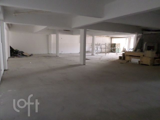 Apartamento à venda com 3 quartos, 140m² - Foto 5