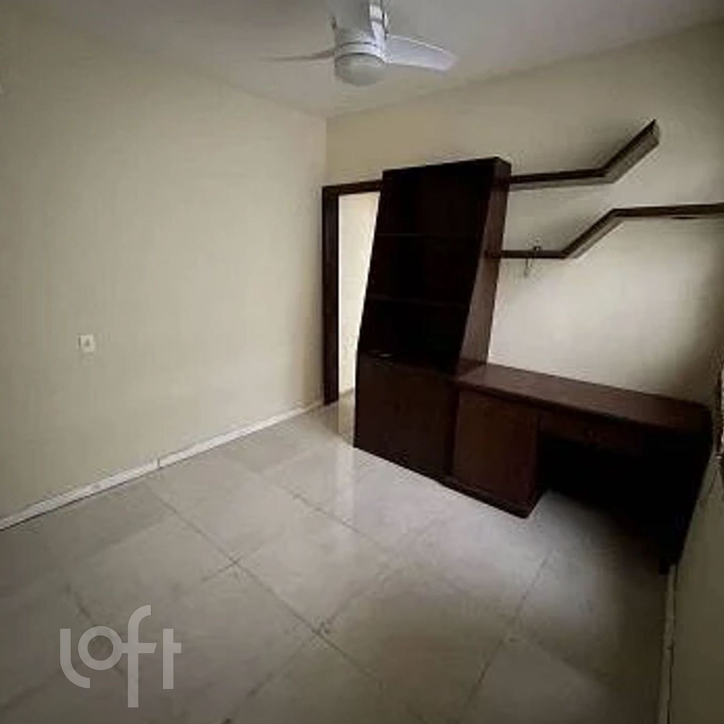 Apartamento à venda com 3 quartos, 150m² - Foto 3