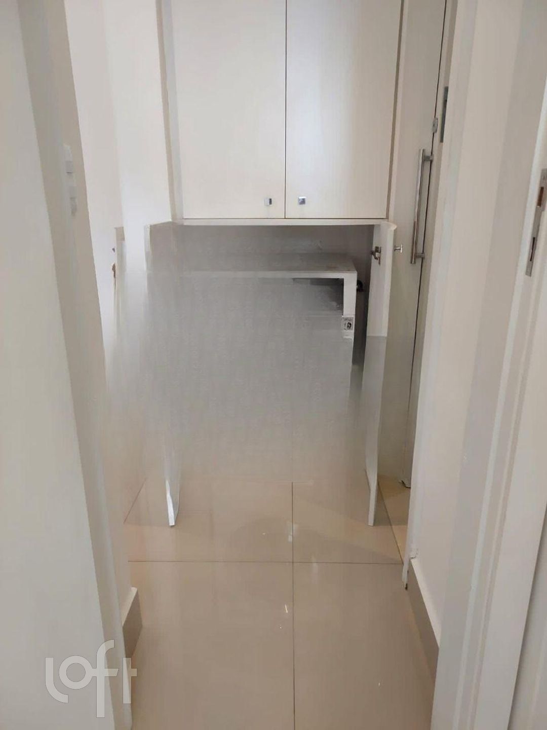 Apartamento à venda com 1 quarto, 60m² - Foto 13