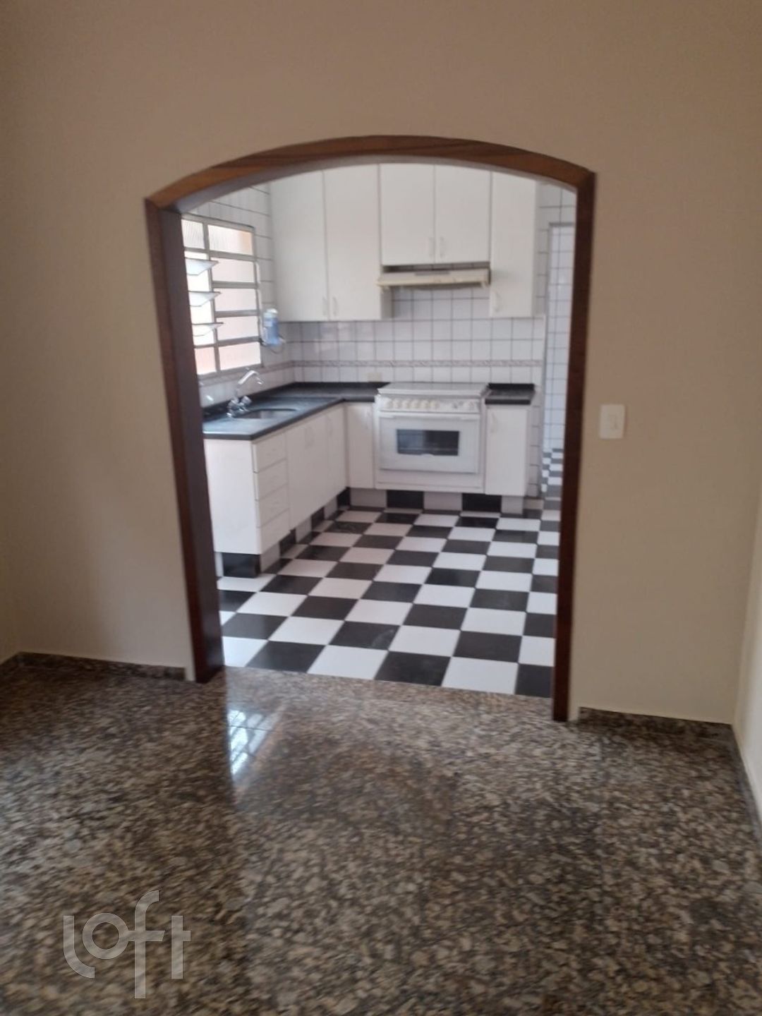 Casa à venda com 4 quartos, 140m² - Foto 9