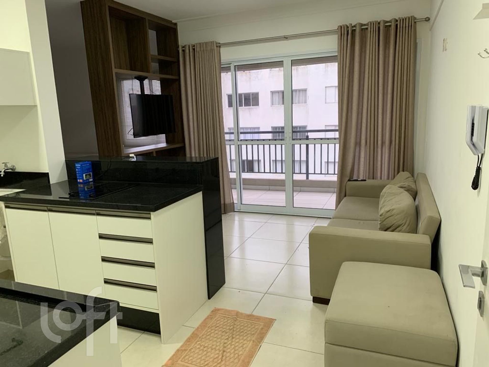 Apartamento à venda com 1 quarto, 39m² - Foto 1