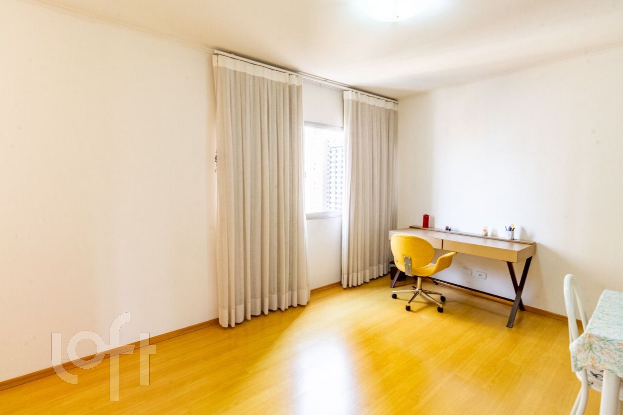 Apartamento à venda com 3 quartos, 100m² - Foto 3