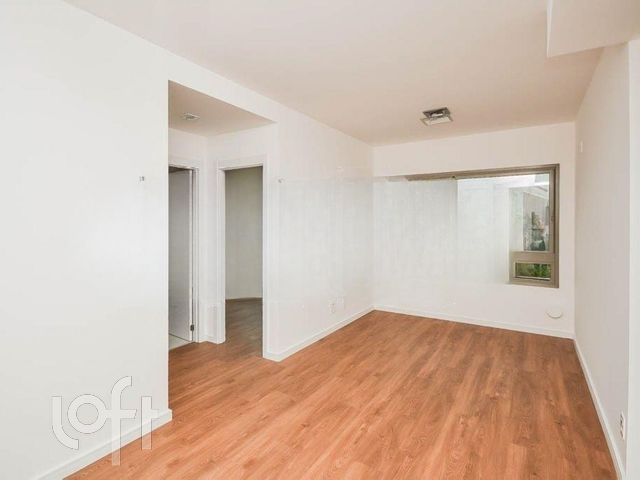 Apartamento com 64m², 2 dormitórios, 1 suíte, 1 vaga, Menino Deus em Porto Alegre