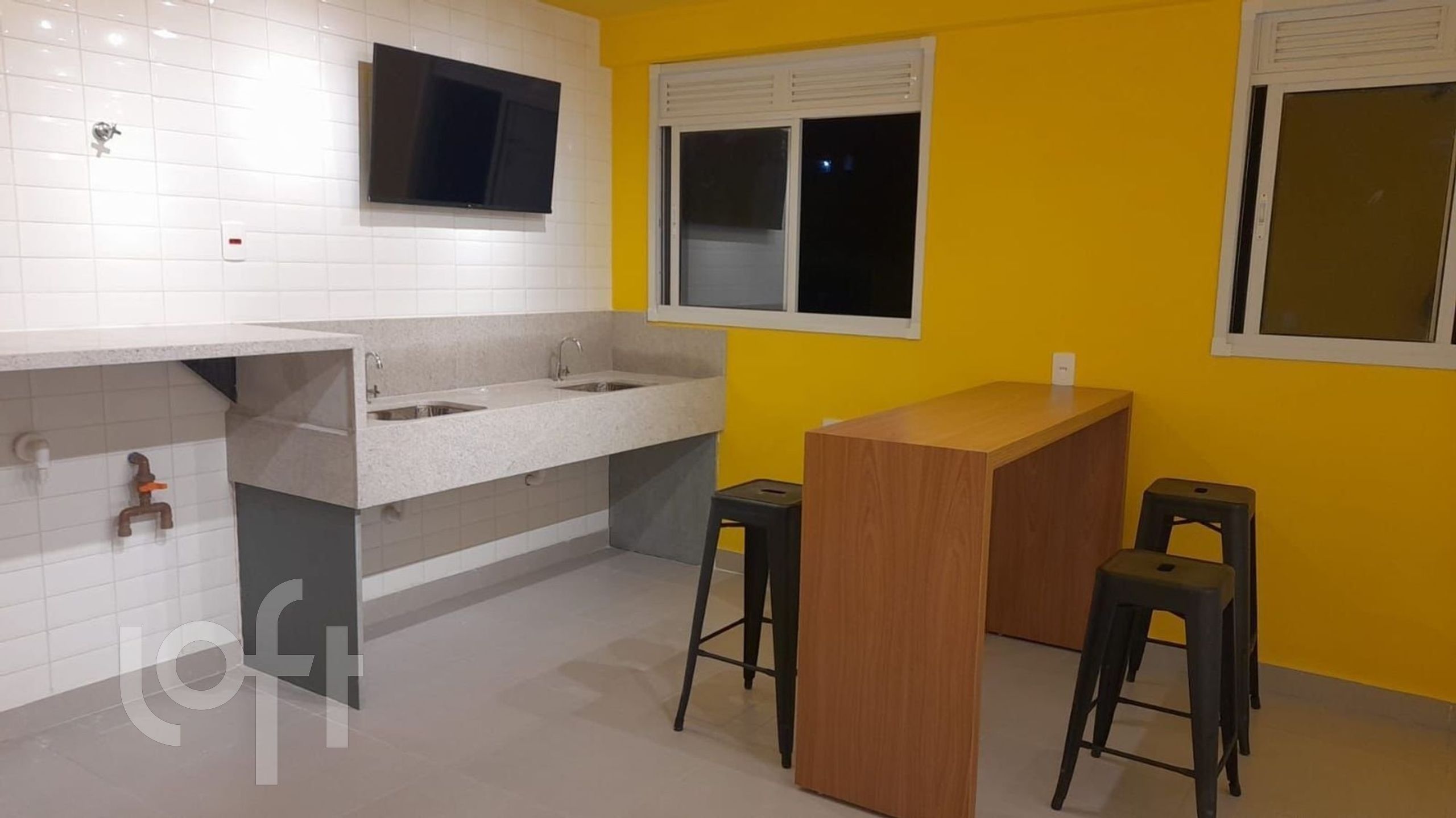 Apartamento à venda com 2 quartos, 40m² - Foto 15