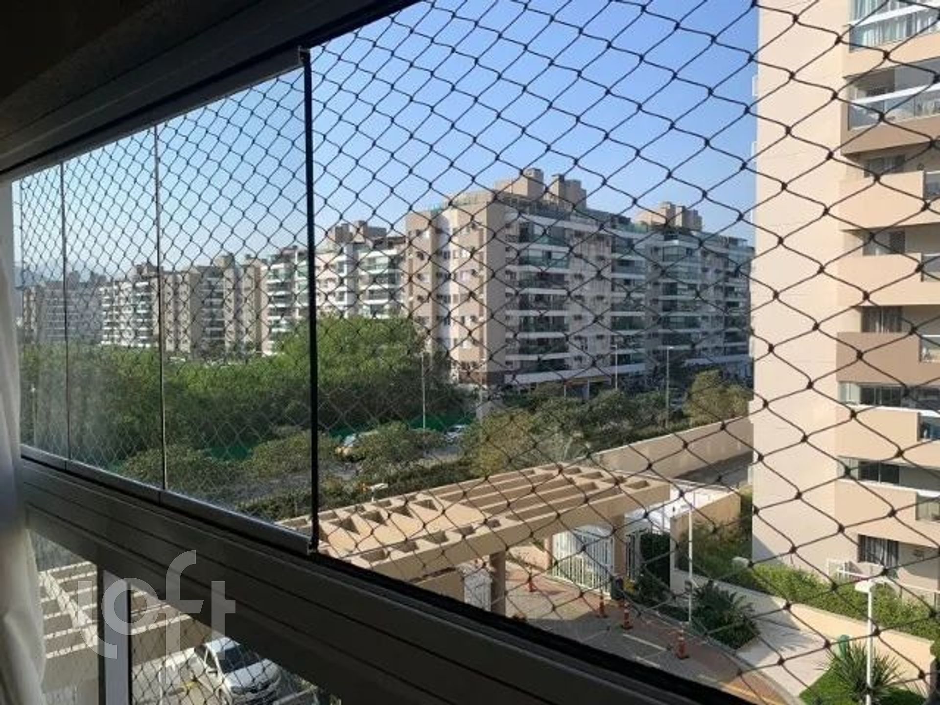 Apartamento à venda com 3 quartos, 80m² - Foto 1