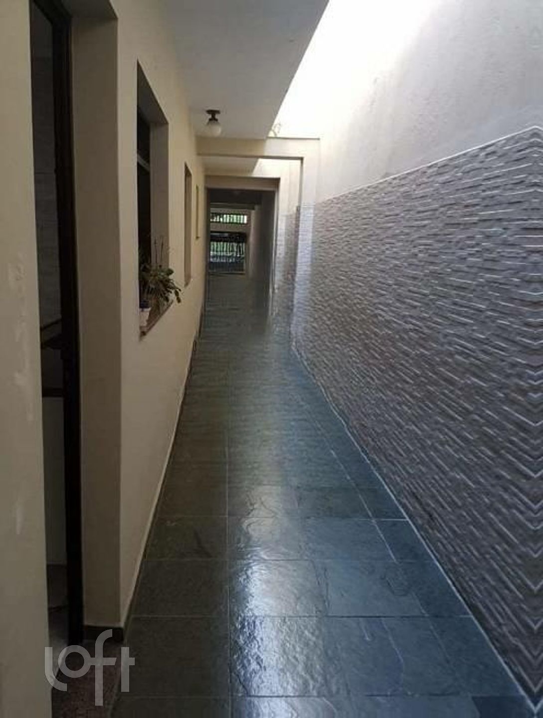 Casa de Condomínio à venda com 3 quartos, 220m² - Foto 3