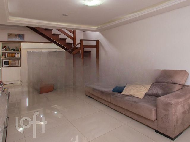 Apartamento com 97m², 1 dormitório, 1 vaga, Santa Cecília em Porto Alegre