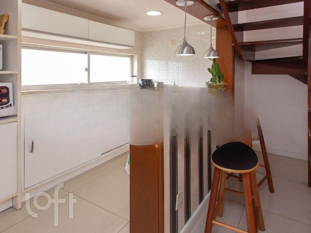 Apartamento com 97m², 1 dormitório, 1 vaga, Santa Cecília em Porto Alegre
