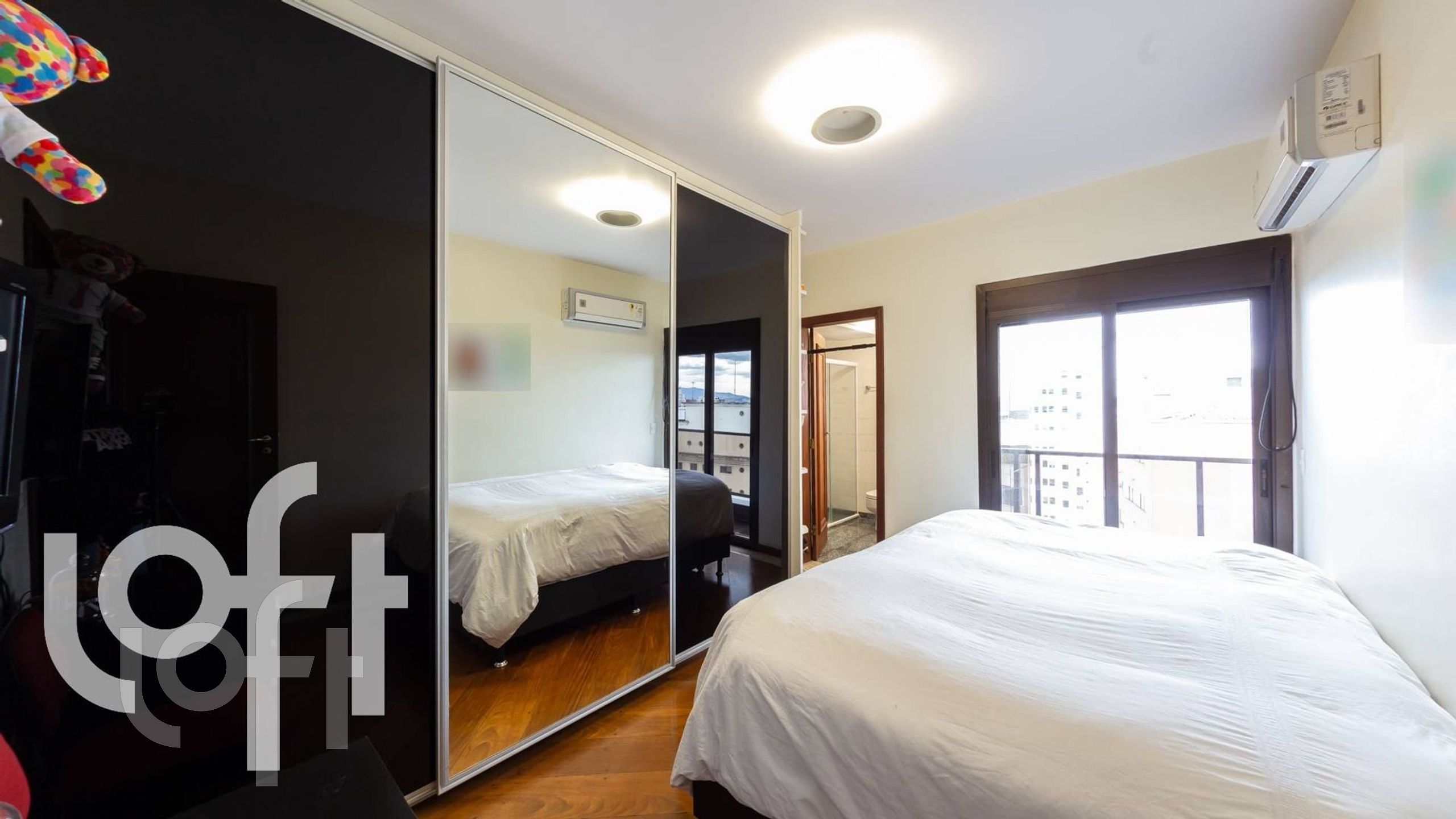 Apartamento à venda com 4 quartos, 450m² - Foto 4