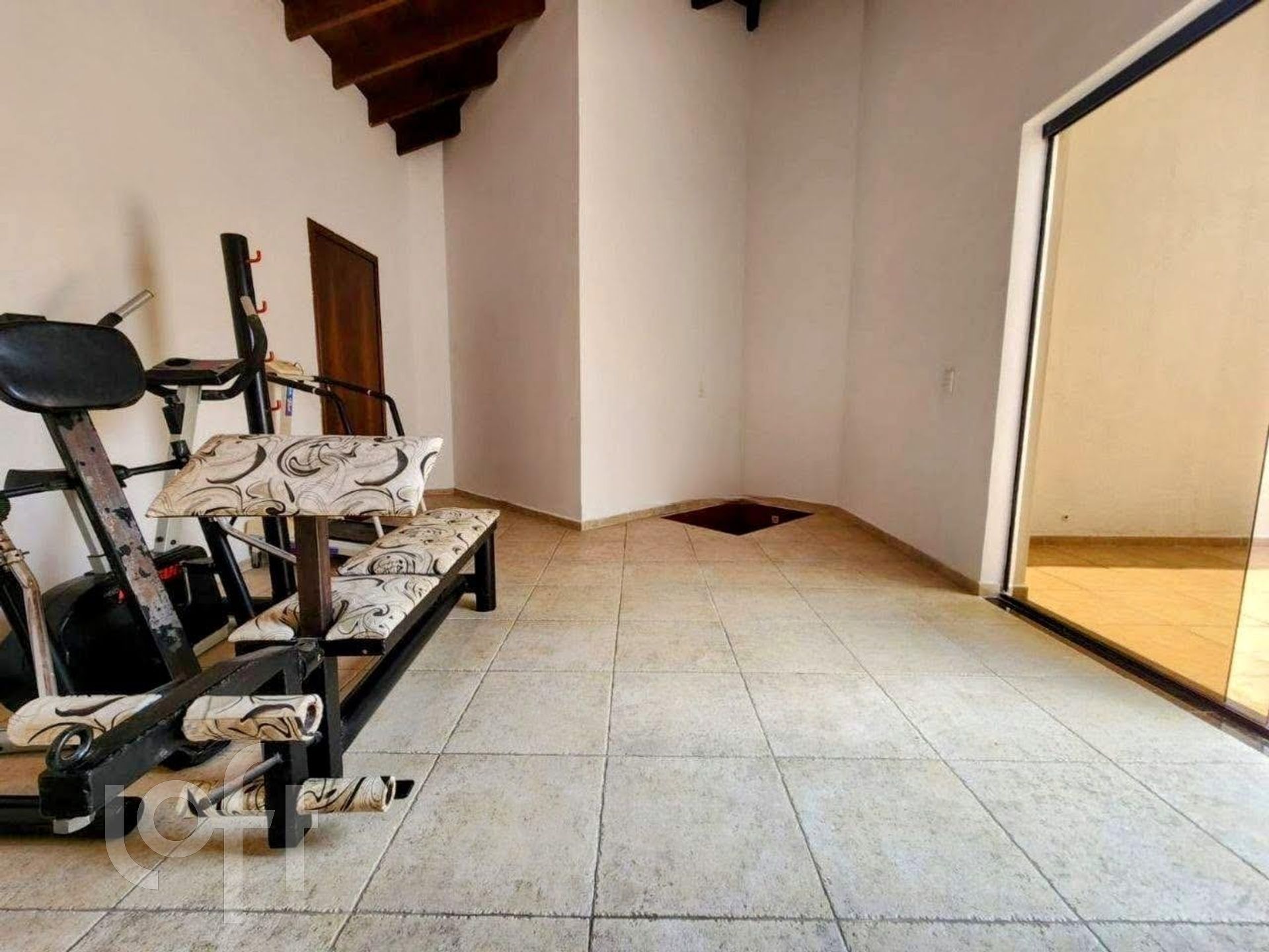 Casa à venda com 3 quartos, 354m² - Foto 22