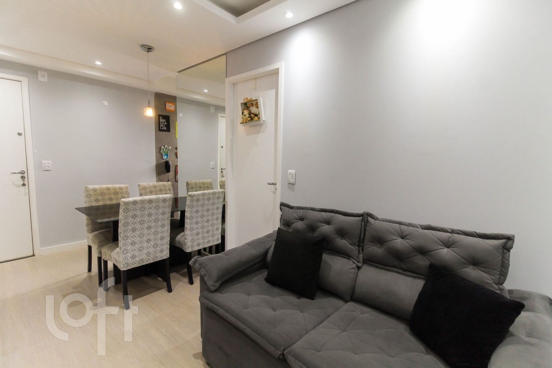 Apartamento à venda com 2 quartos, 49m² - Foto 1