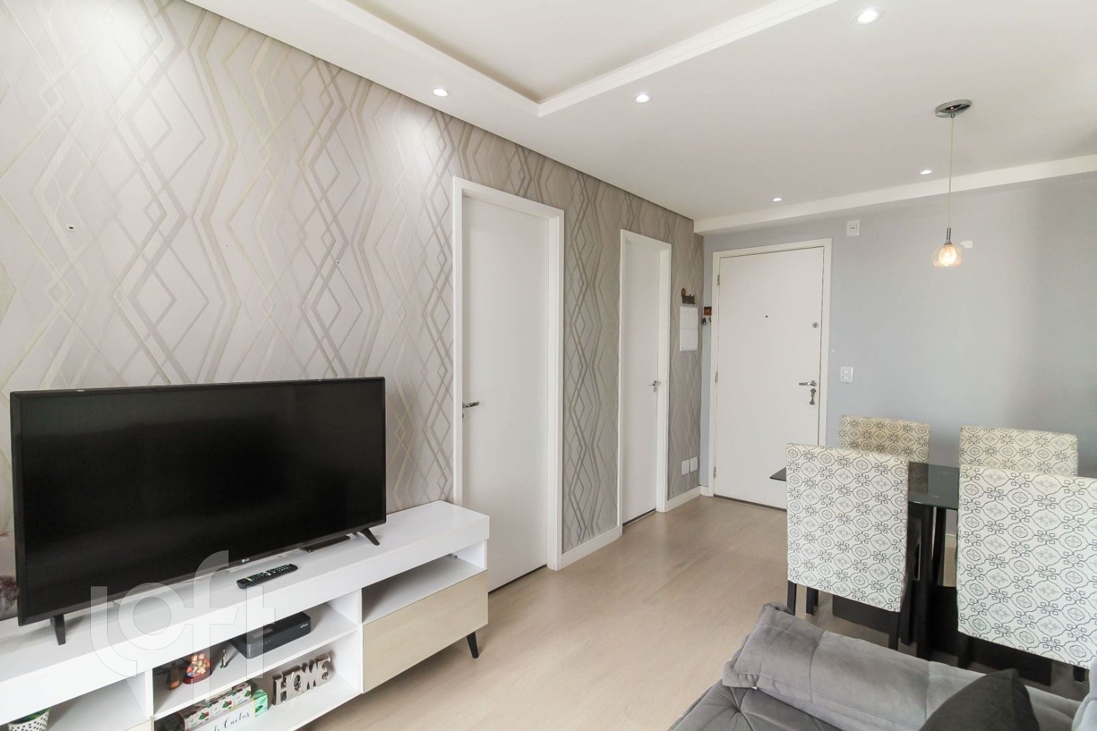 Apartamento à venda com 2 quartos, 49m² - Foto 2