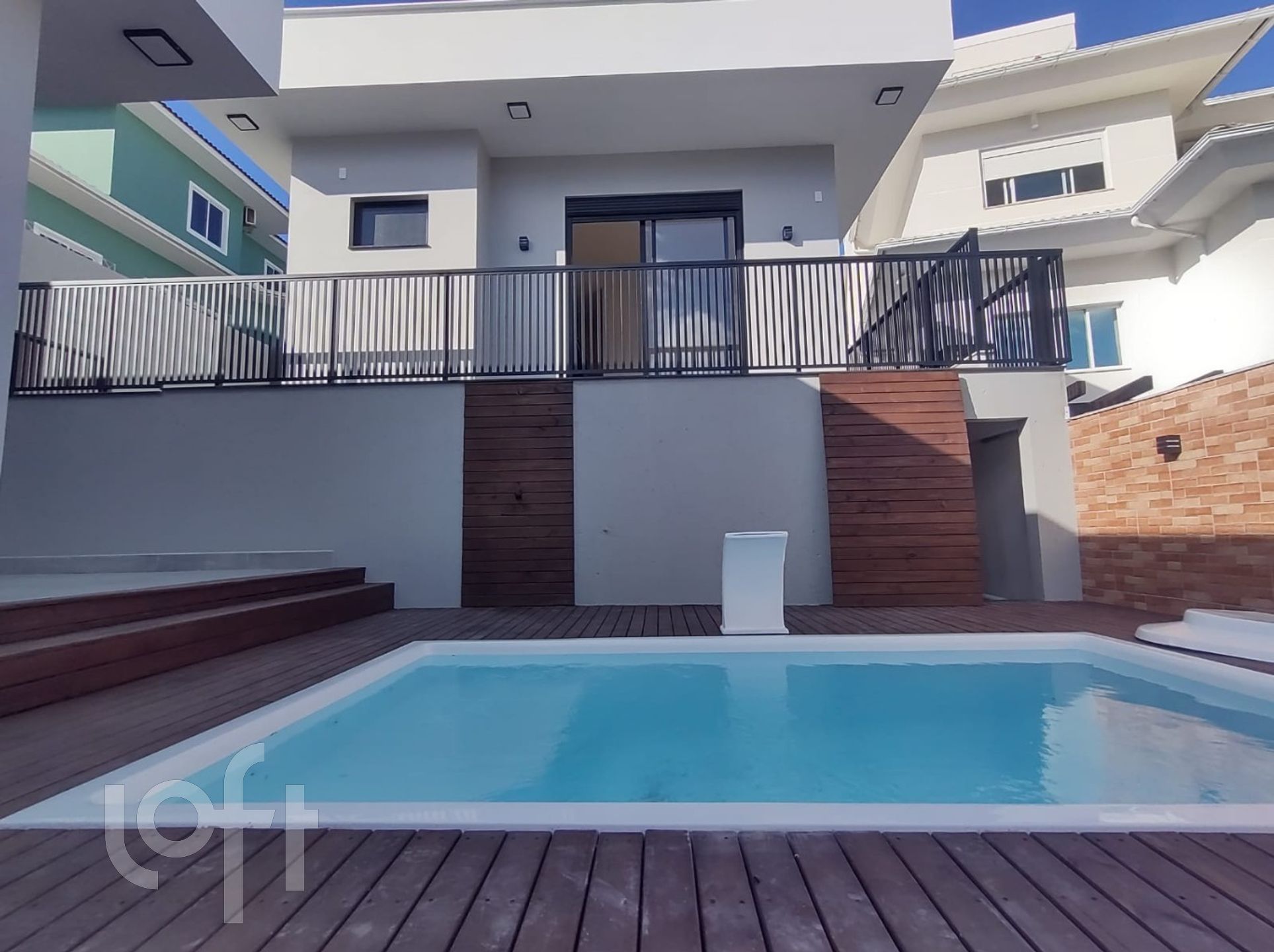 Casa Residencial com 163m², 3 quartos, 1 suíte, 2 garagens, no bairro Cidade Universitaria Pedra Branca em Palhoça