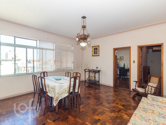Apartamento com 106m², 3 dormitórios, Independência em Porto Alegre