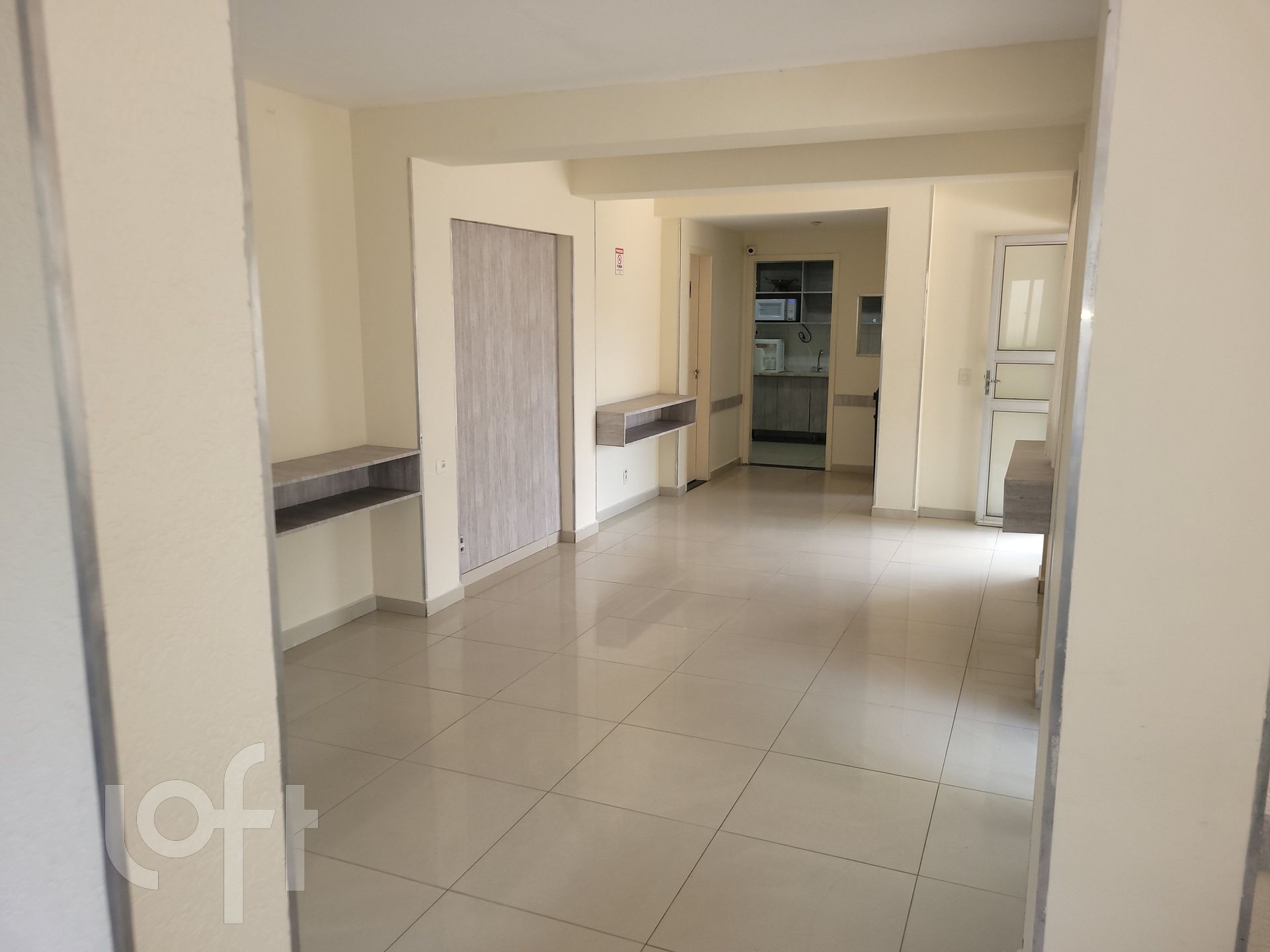 Apartamento à venda com 2 quartos, 87m² - Foto 17