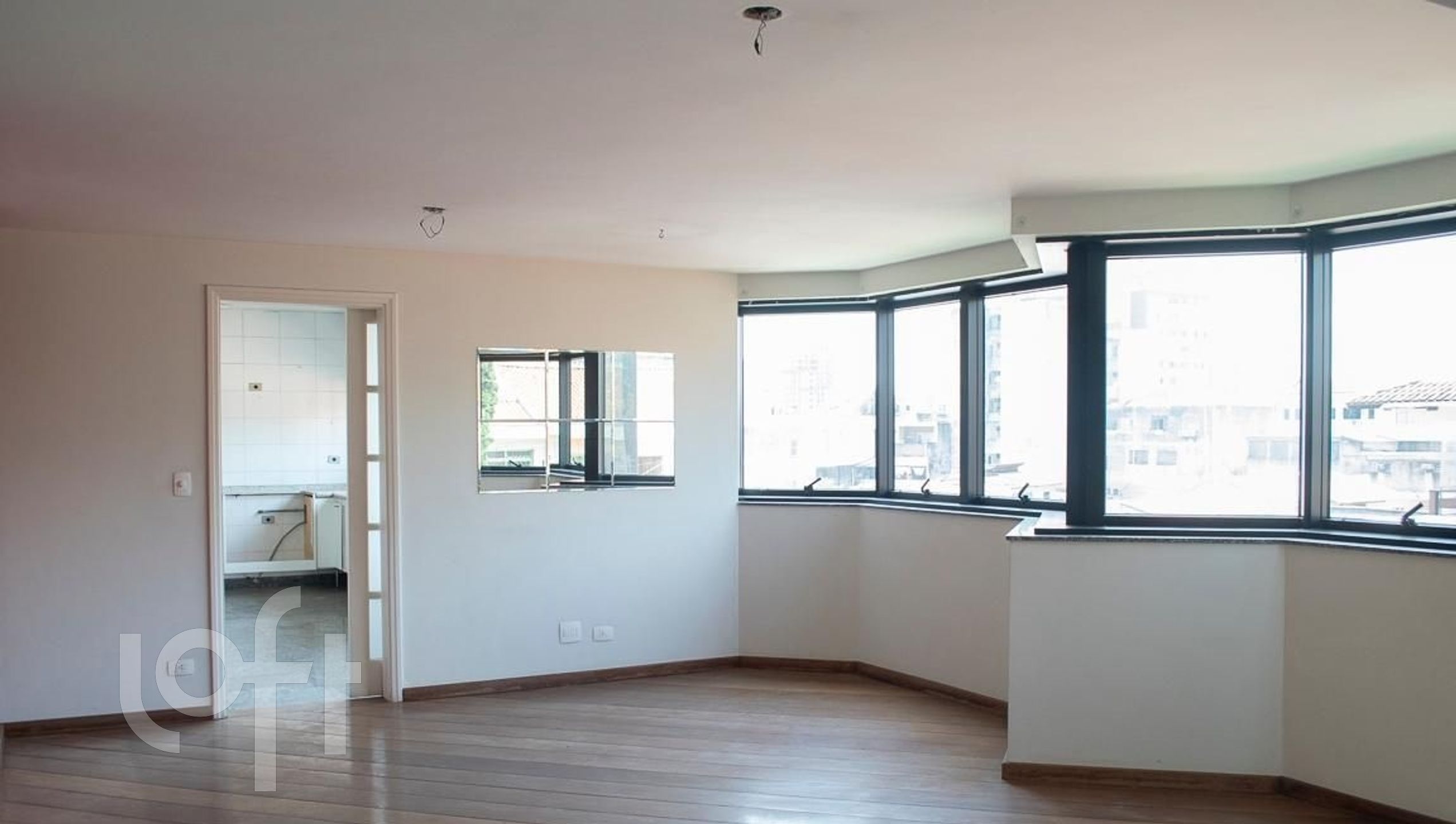 Apartamento à venda com 4 quartos, 190m² - Foto 7