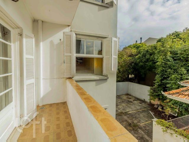 Apartamento com 75m², 3 dormitórios, Moinhos de Vento em Porto Alegre