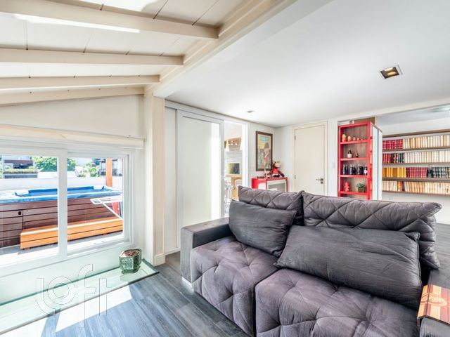 Apartamento com 129m², 2 dormitórios, 1 suíte, 1 vaga, Rio Branco em Porto Alegre