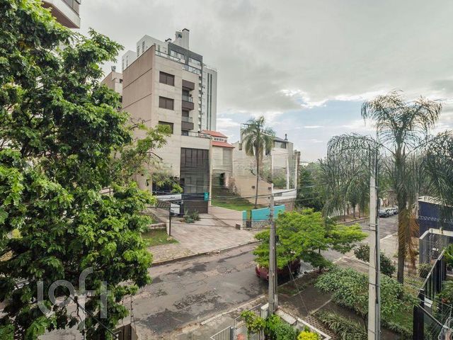 Apartamento com 129m², 2 dormitórios, 1 suíte, 1 vaga, Rio Branco em Porto Alegre