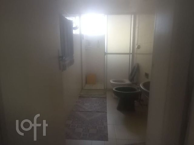 Casa com 120m², 3 dormitórios, 2 vagas, Vila Ipiranga em Porto Alegre