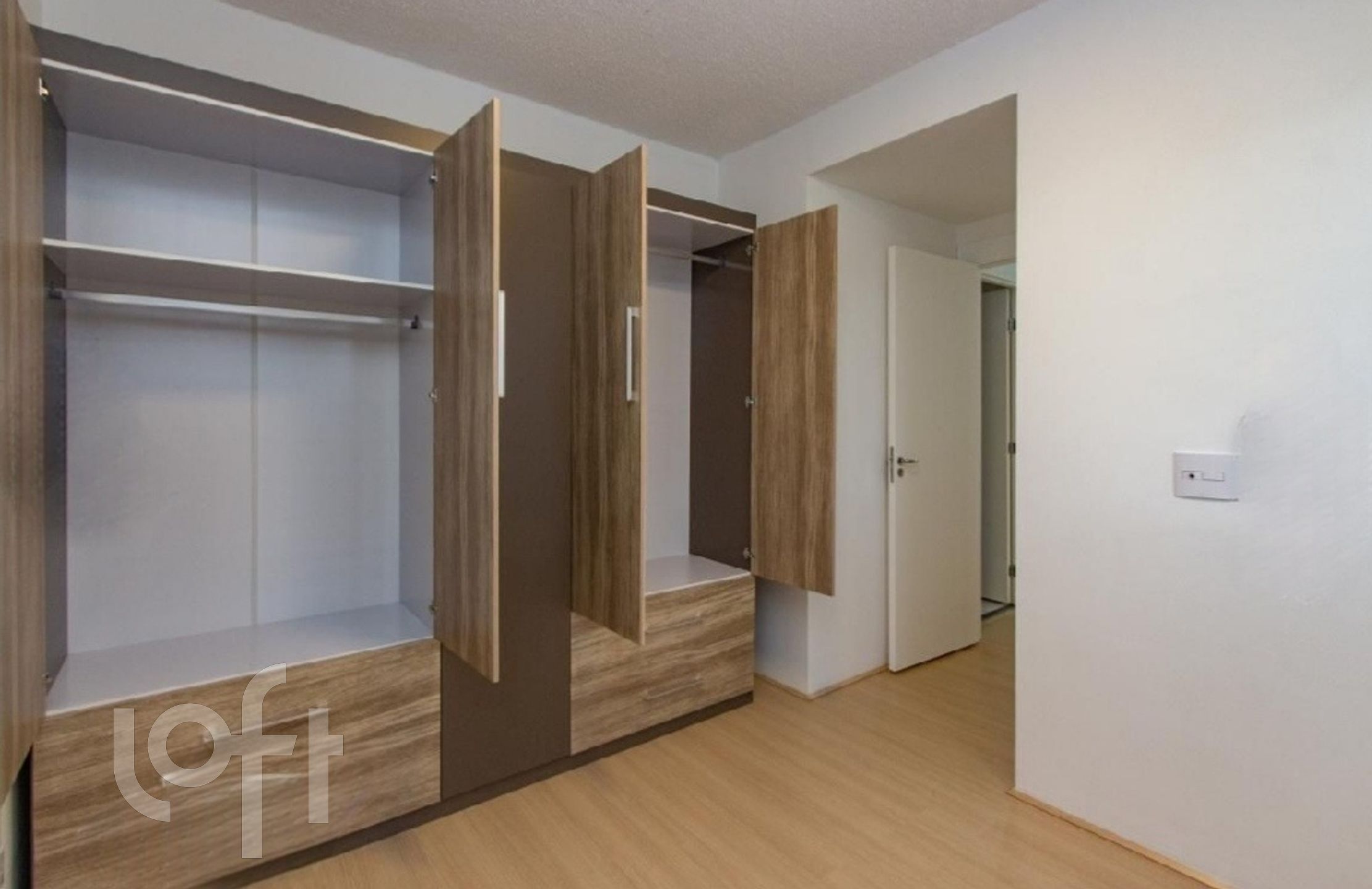 Apartamento à venda com 2 quartos, 44m² - Foto 9