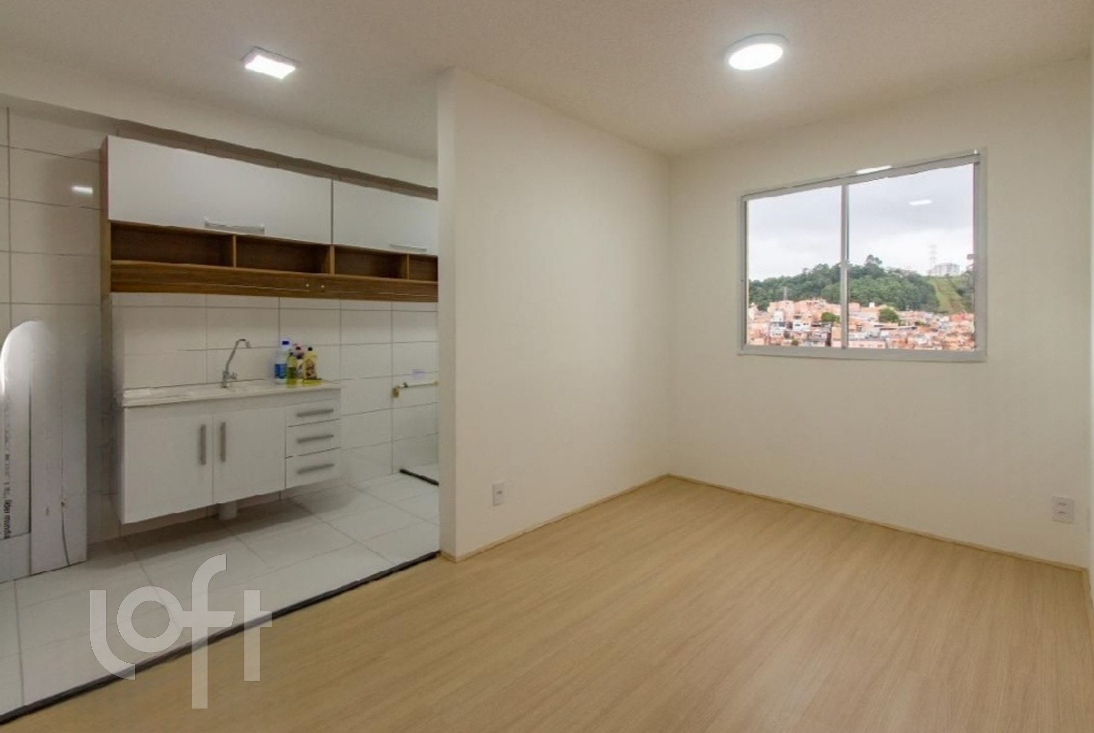 Apartamento à venda com 2 quartos, 44m² - Foto 4