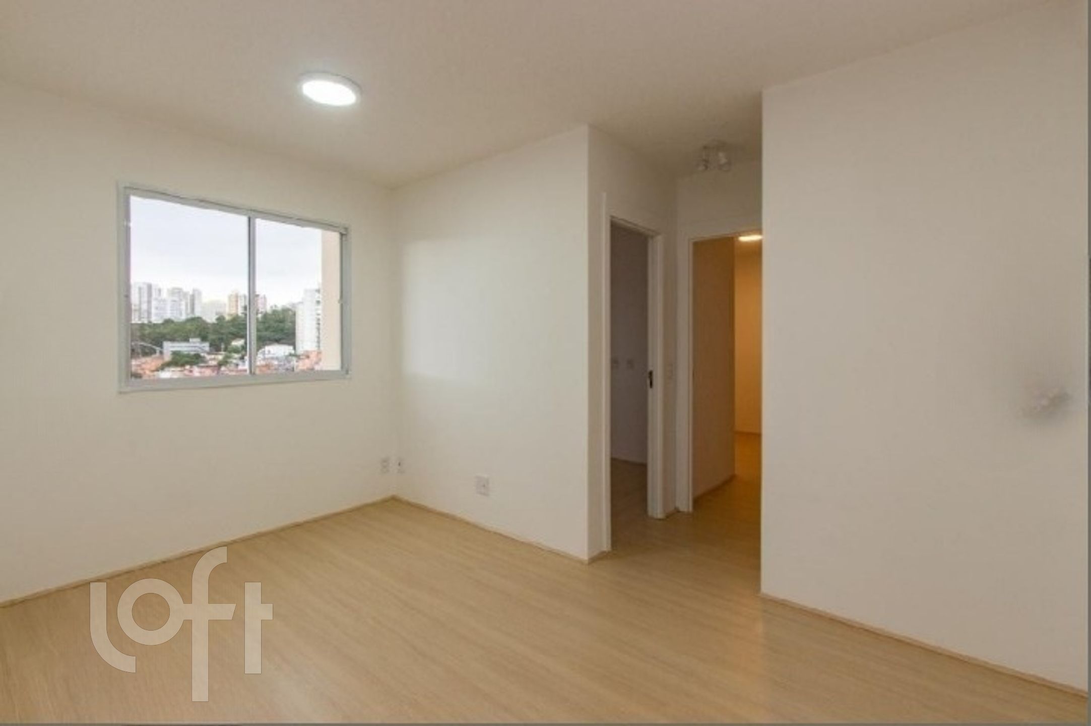 Apartamento à venda com 2 quartos, 44m² - Foto 2