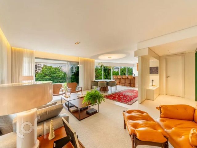 Apartamento com 242m², 3 dormitórios, 3 suítes, 3 vagas, Bela Vista em Porto Alegre