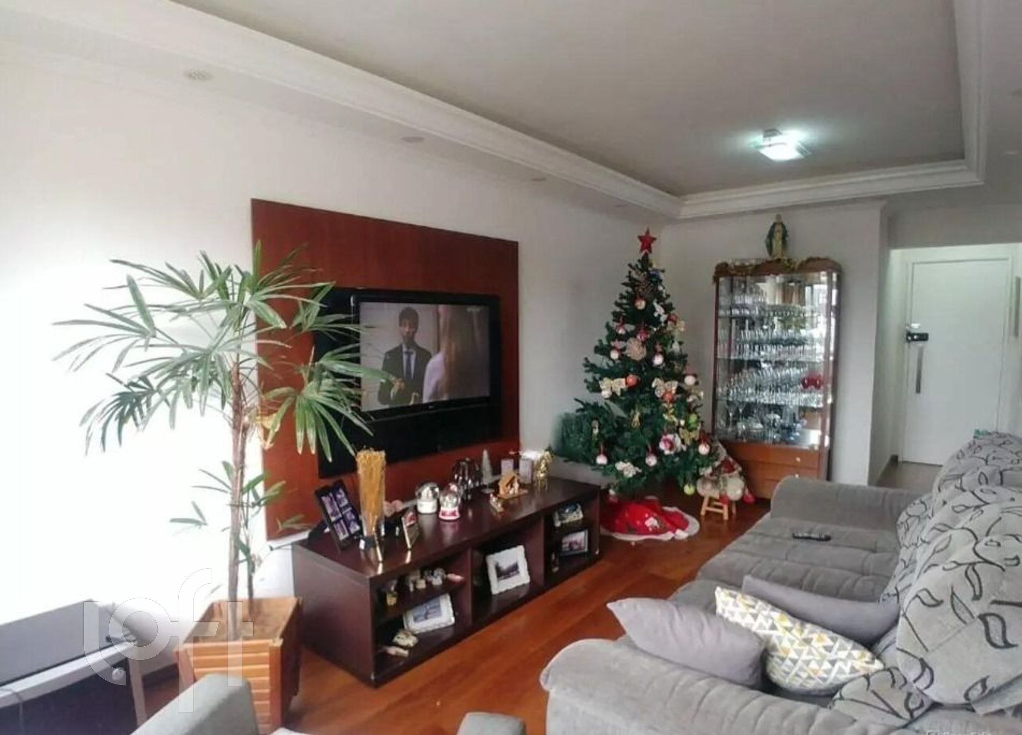 Apartamento à venda com 3 quartos, 84m² - Foto 2