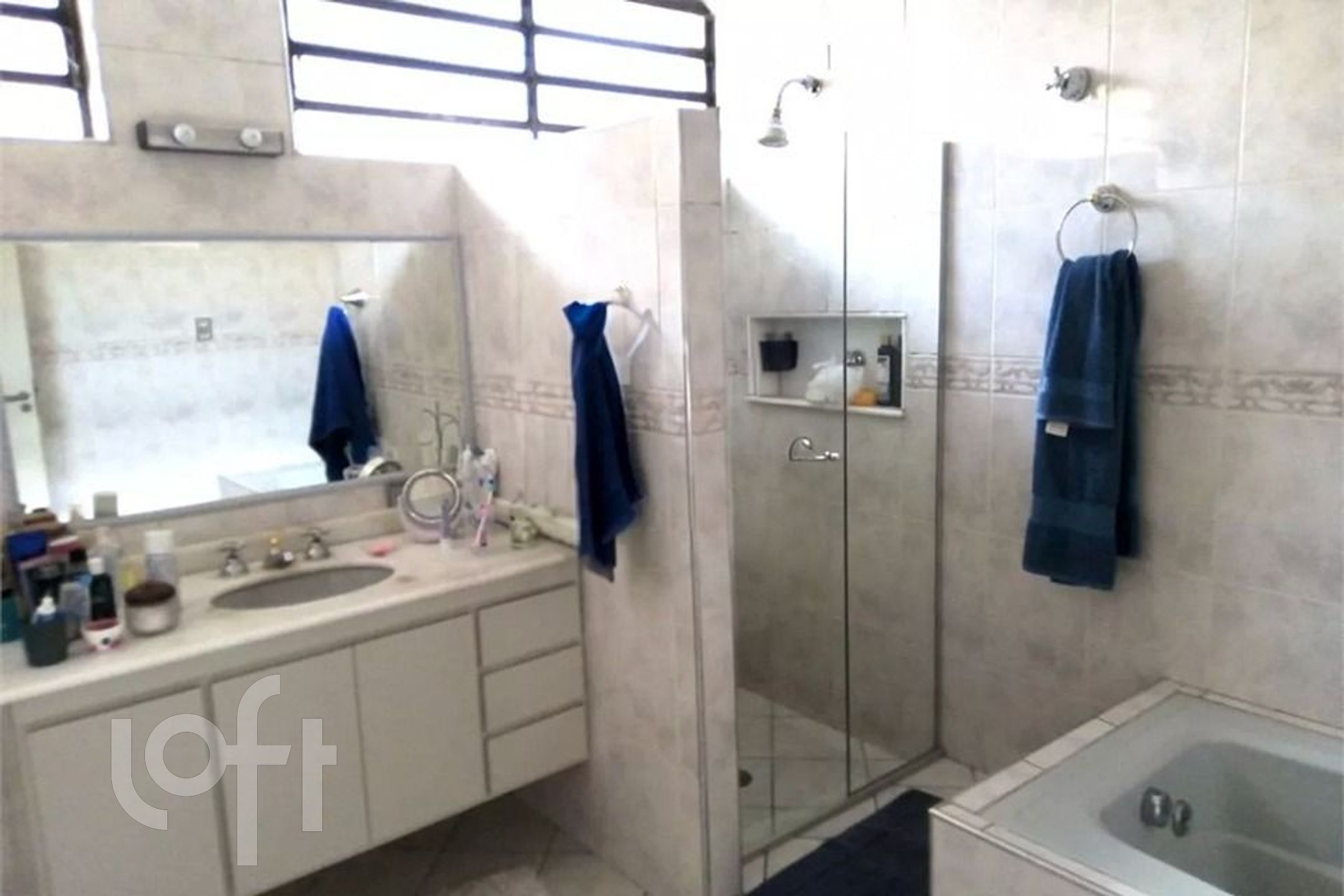 Casa à venda com 4 quartos, 256m² - Foto 25