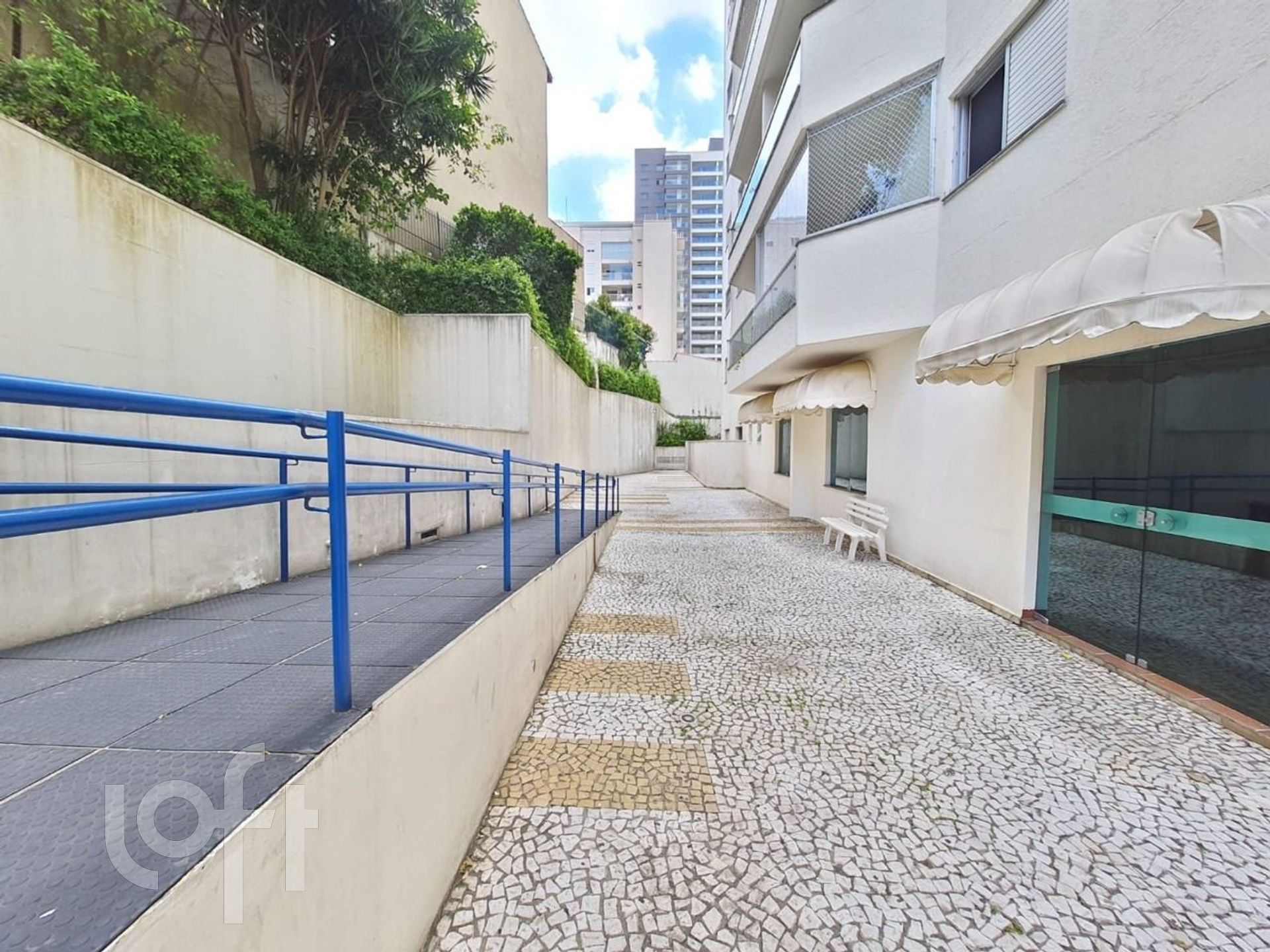 Apartamento à venda com 3 quartos, 124m² - Foto 26