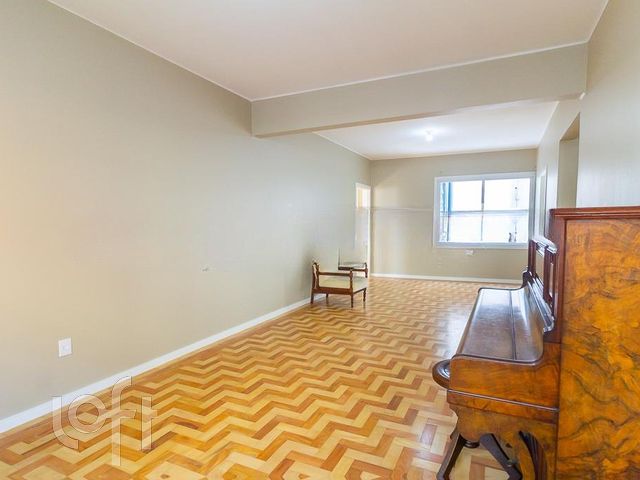 Apartamento com 166m², 4 dormitórios, 2 suítes, Independência em Porto Alegre