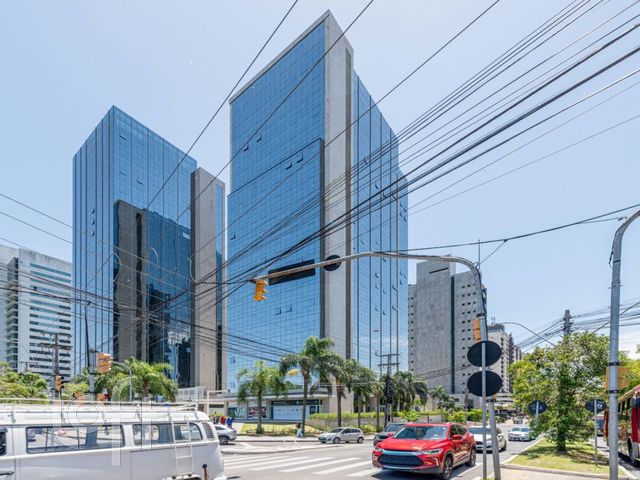 Apartamento com 38m², 1 dormitório, 1 vaga, Praia de Belas em Porto Alegre